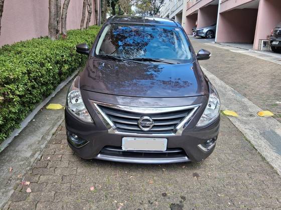 NISSAN VERSA 1.6 16V FLEXSTART UNIQUE 4P XTRONIC